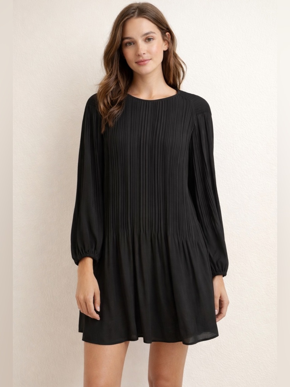 Michael Michael Kors Black Pleated Long Sleeve Mini Keyhole Back Flowy XS Dress